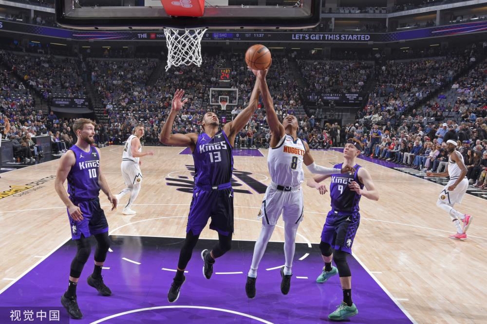 现代球员在 现代球员在